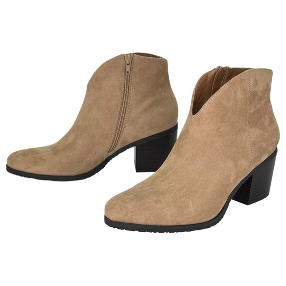 White Mountain Beachwood Tan Microsuede Womens Ankle Boots Size 9M - Picture 9 of 11